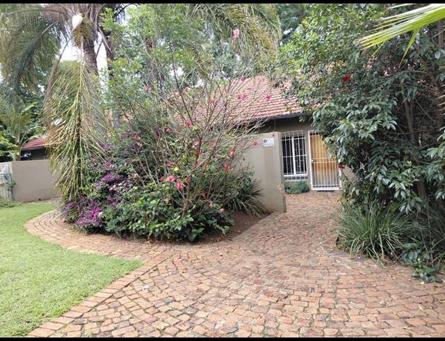 5 BEDROOM HOUSE FOR SALE IN FERNDALE